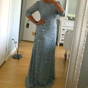 NWT Adrianna Papell SEQUIN GOWN LIGHT BLUE Size 8